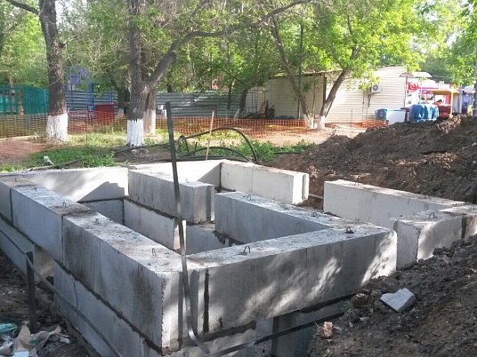 Фонтан, Водная феерия расположенные на реке Есиль г.Астана