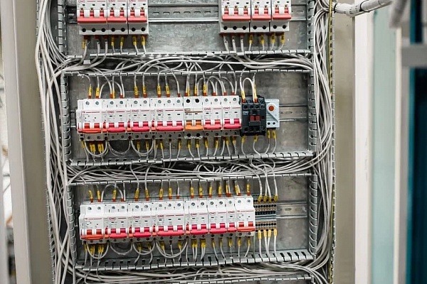 Электромонтаж и пусконаладка электрооборудования